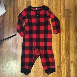 Old navy red Buffalo Check Plaid Pajama Thermal Boys Girls 12 18 months bodysuit